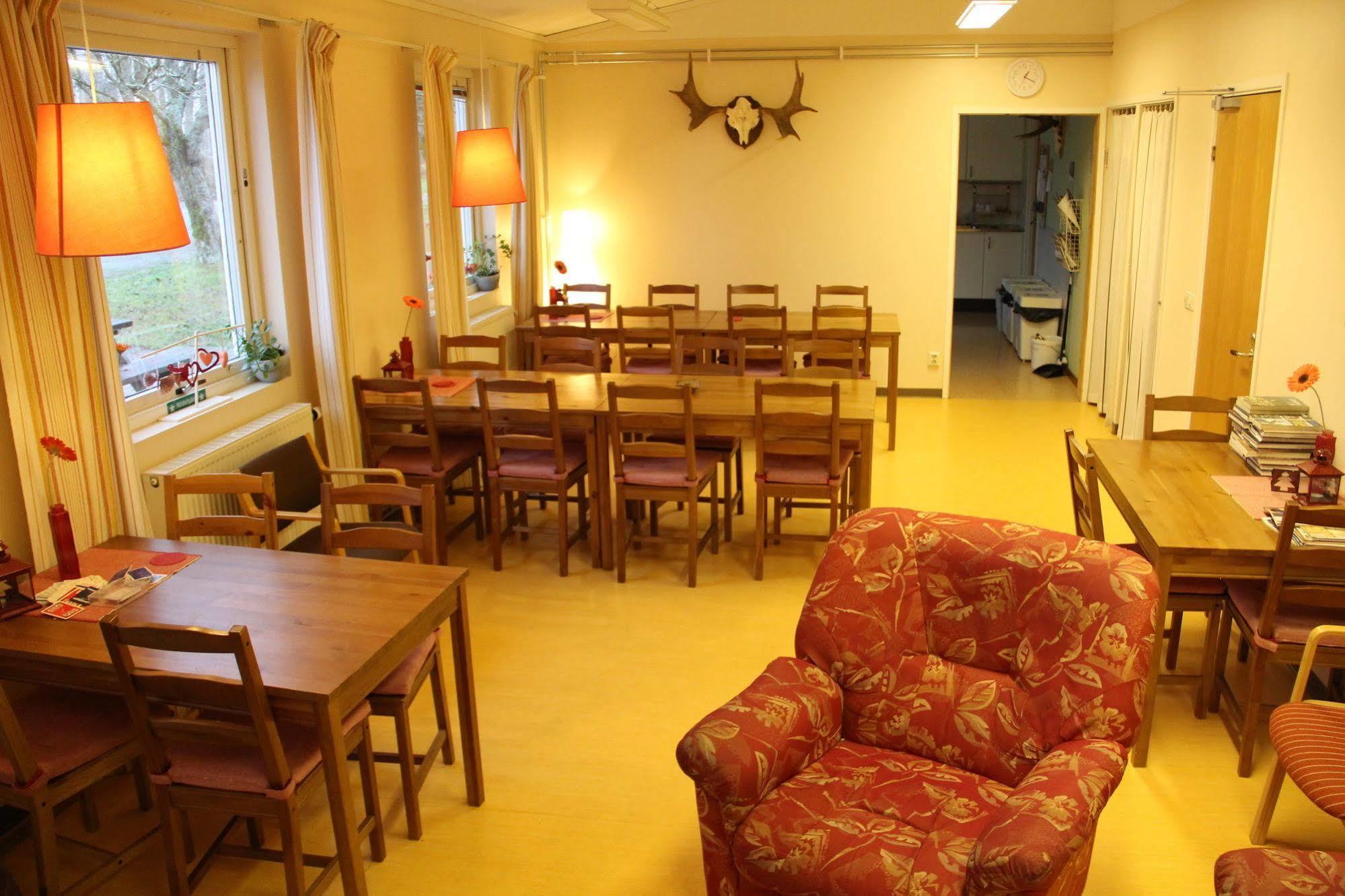 Haellefors Vandrarhem-Hostel & Kanotcenter Luaran gambar